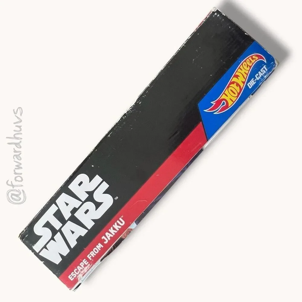 Hot Wheels Star Wars Escape from Jakku Play Set – Factory Sealed